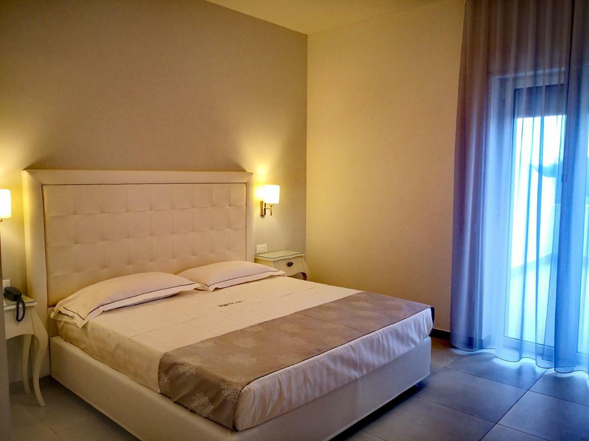 Hotel Puglia Garden Вьесте Экстерьер фото